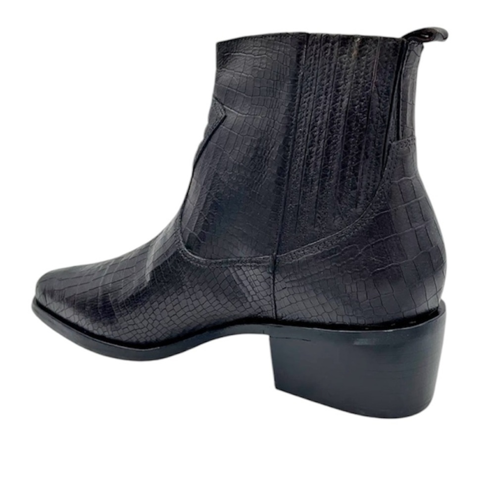 NWOB Donald Pliner Marisol Boot Croc Heeled Bootie DARK BROWN Size 9